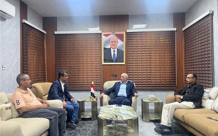 وزير المياه والبيئة يبحث مع منظمة الهجرة الدولية تعزيز التعاون ودعم مشاريع المياه.
