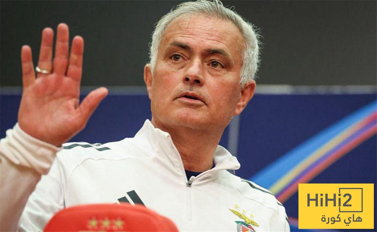مورينيو يضع لاعب إفريقي على طاولة ريال مدريد