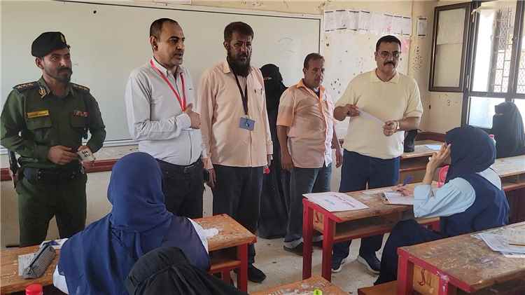 "الداؤودي" يوجه بتوفير الأجواء الملائمة لإنجاح إمتحانات إنهاء الثانوية العامة بمديرية البريقة