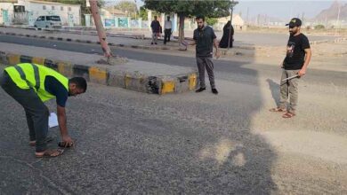 "الداؤودي" يوجه بحصر كافة الطرق الرئيسية المتهالكة في مديرية البريقة