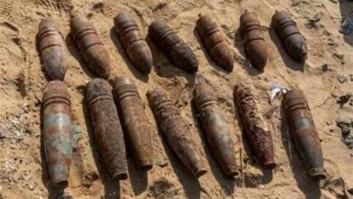 "مسام" يعلن العثور على 30 قذيفة من مخلفات الحرب بمنطقة صلاح الدين بعدن
