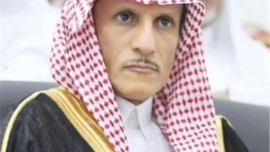 أحمد الفيفي يطرح تساؤلًا بشأن المسيئين للسعودية العاملين داخل أراضيها
