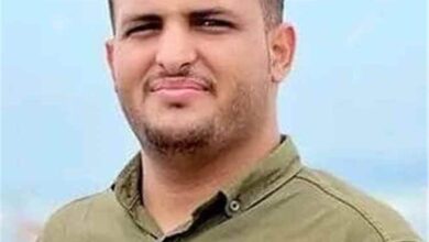 أنس الخليدي: عدن تتحول إلى ساحة تنافس سياسي في الشتاء وتُترك لمواجهة الأزمات في الصيف
