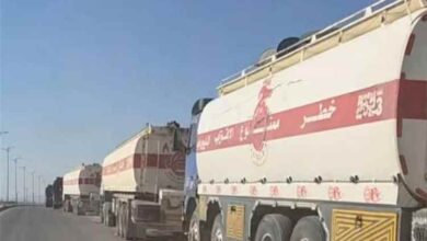 احتجاجات تمنع خروج قاطرات الوقود من ميناء الزيت بالبريقة وتحذيرات من أزمة قد تطال الخدمات الأساسية