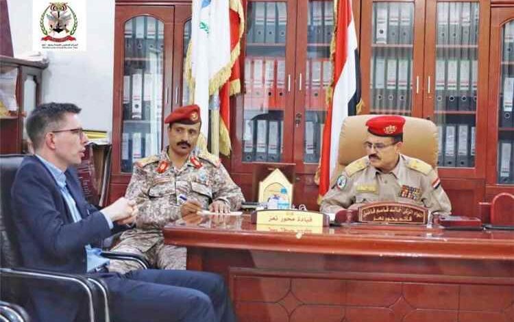 اركان محور تعز يبحث مع نائب رئيس بعثة اللجنة الدولية للصليب الأحمر تعزيز التعاون المشترك