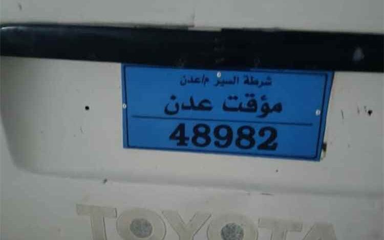 الأجهزة الأمنية في منطقة أمعين بلودر تضبط سائق باص متورطًا في حادث مروري على الخط الدولي