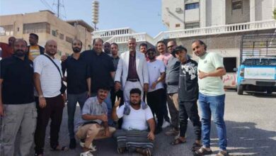 الإفراج عن الناشط سمير الأبي عقب احتجاز دام ساعتين في شرطة كريتر بعد توقيفه على خلفية دعوات احتجاجية