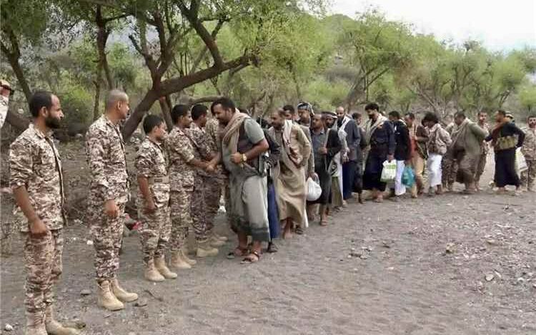 الحوثيون يستنسخون "الباسيج الإيراني" ويهددون بالعودة للحرب