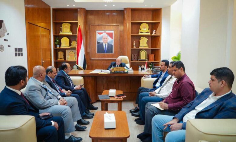 الخنبشي يبحث مشاريع الأمم المتحدة بحضرموت ويؤكد أولوية قطاعات الصحة والمياه والطرق