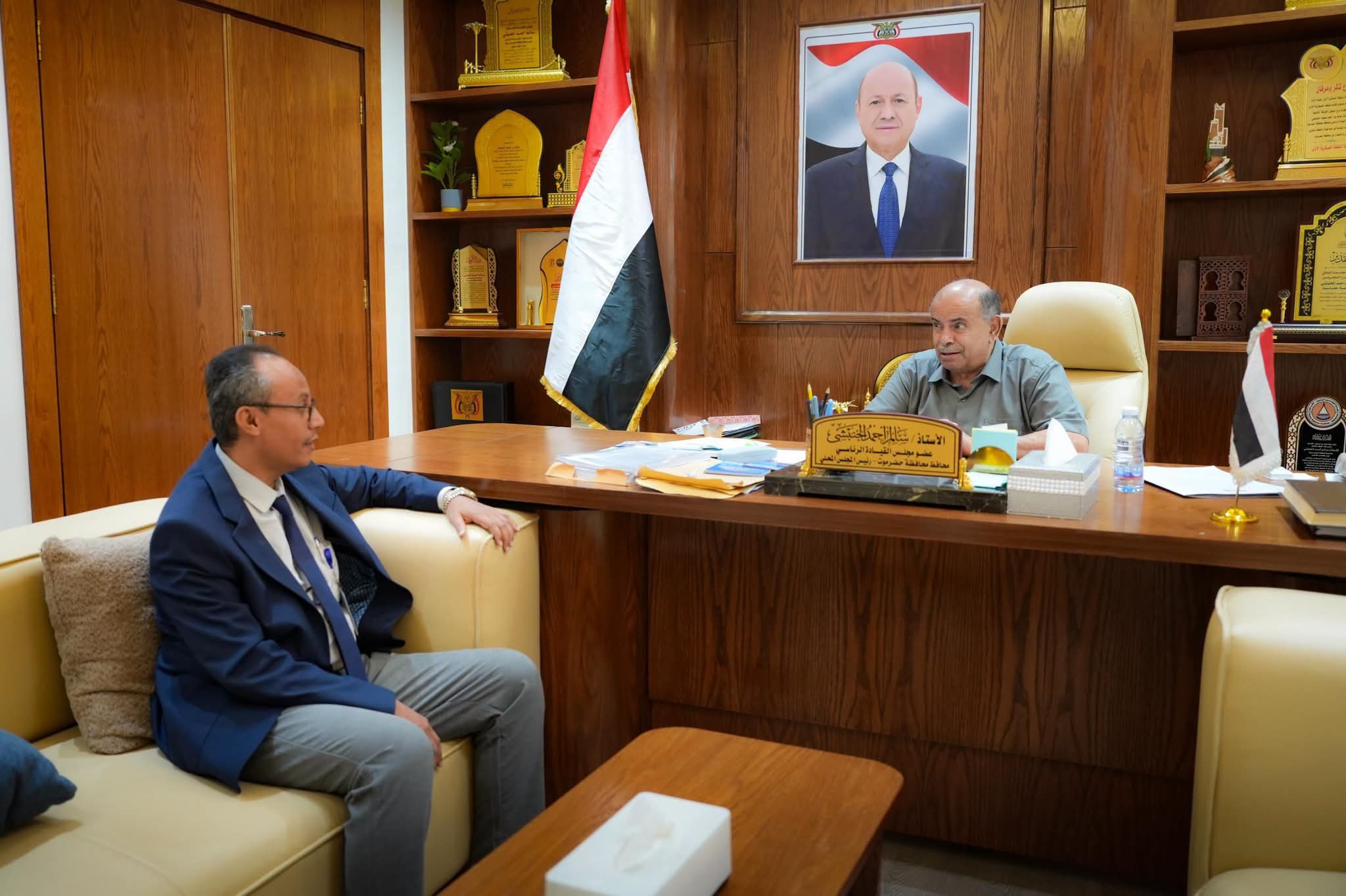 الخنبشي يطّلع على أوضاع مطار الريان ويؤكد أهمية توسيع الرحلات واستكمال التأهيل