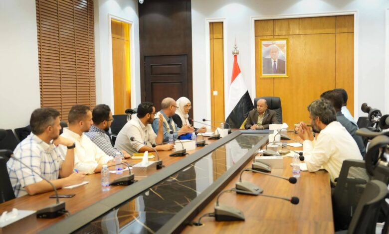 الخنبشي يطّلع على مشروع لتعزيز الأمن المائي وتحسين إدارة الموارد المائية بحضرموت
