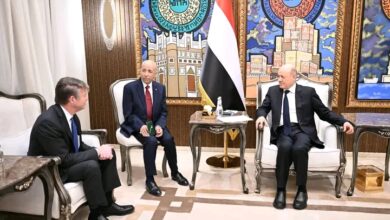 الرئيس يبحث مع شركة هنت فرص الاستثمار في القطاع النفطي ويؤكد على تقديم كافة التسهيلات