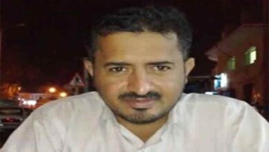 الردفاني: محافظ عدن يواجه معركتين متزامنتين تتصدرهما معركة الإيرادات والصلاحيات