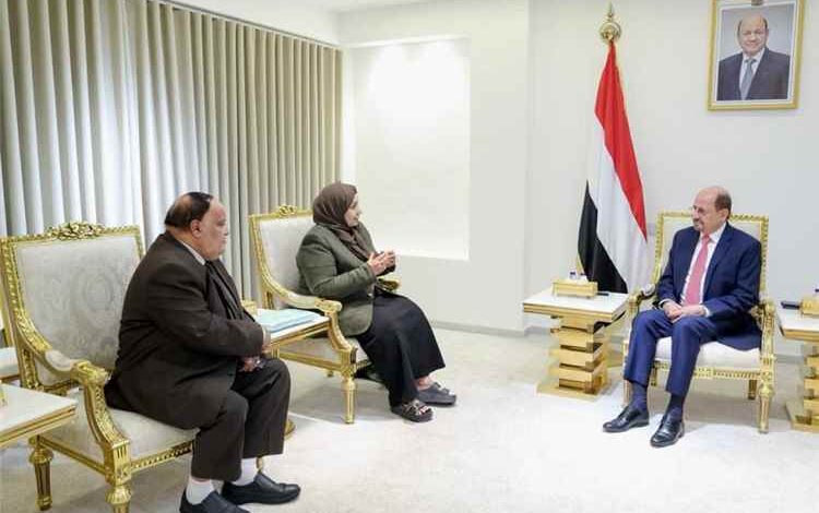 الزنداني يؤكد دعم الحكومة للأجهزة الرقابية وتعزيز منظومة النزاهة الوطنية