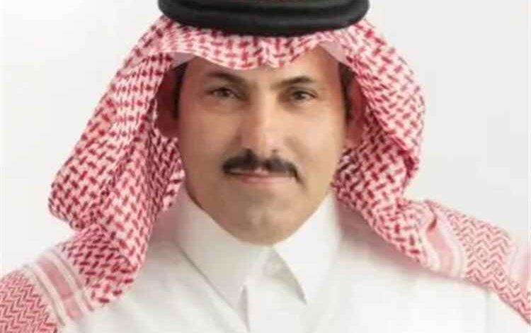 السفير السعودي: دعم المملكة يعزز استقرار العملة ويدفع عجلة الخدمات الأساسية