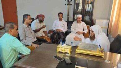 الشؤون الاجتماعية والأوقاف تبحثان آلية عمل دار الإيواء النسائي بحضرموت