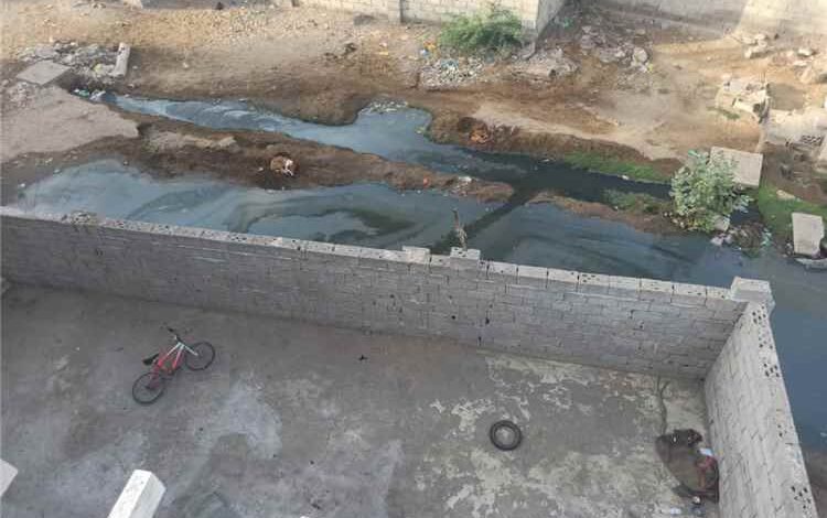 الصرف الصحي في زنجبار.. شبكة متهالكة وإمكانات محدودة ومعاناة يومية للسكان
