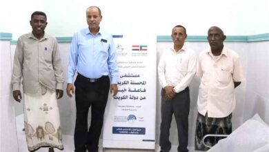 العامري والعمودي يتفقدان سير العمل بمستشفى المحسنة بمنطقة مريمة بسيئون