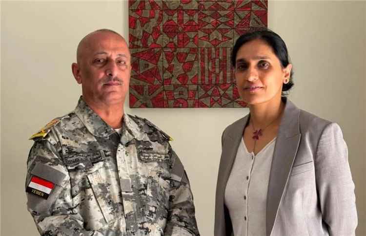 القملي يبحث مع السفيرة البريطانية تعزيز التعاون لدعم خفر السواحل اليمنية