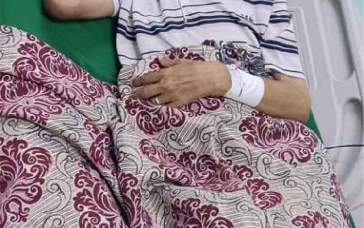 الكاتب الصحفي نجيب صديق في المستشفى بعد تدهور حالته الصحية