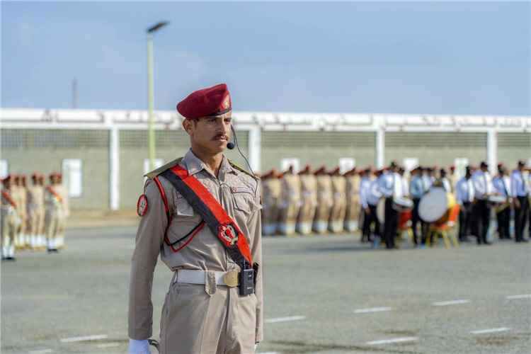 الكلية الحربية تفتح أبواب الرقابة الإعلامية والسنيدي يدافع عن نزاهة القبول