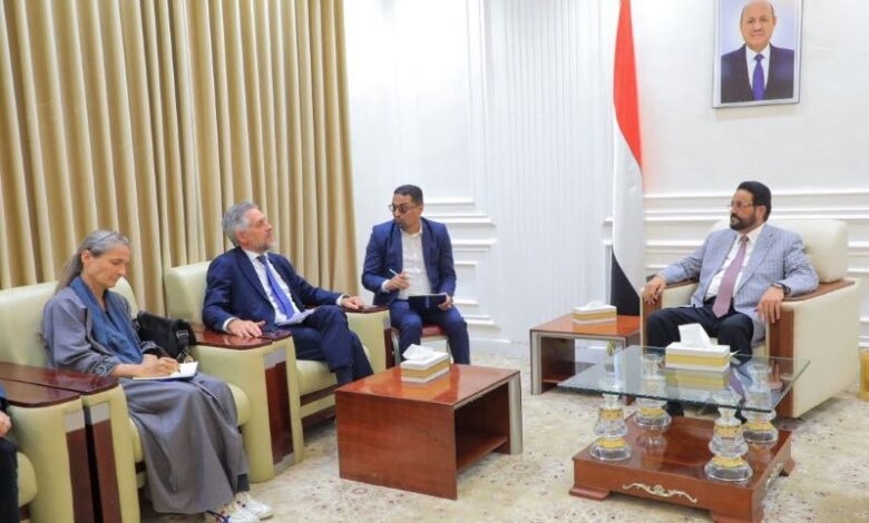 اللواء سلطان العرادة يدعو الاتحاد الأوروبي إلى توسيع الدعم الإنساني والتنموي لمأرب واليمن