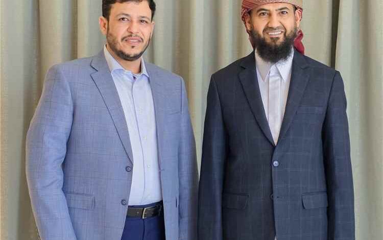 المحرّمي والعليمي يؤكدان وحدة الموقف داخل مجلس القيادة لمواجهة التحديات الوطنية