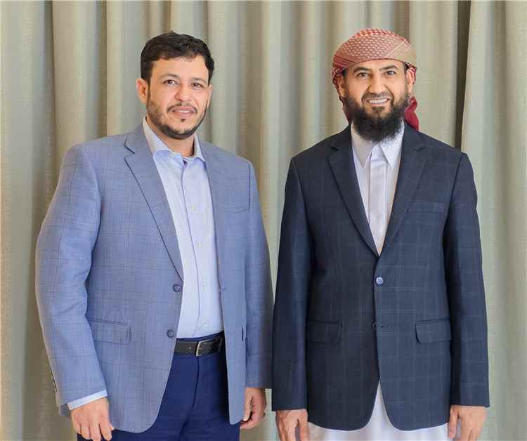 المحرّمي والعليمي يبحثان المستجدات السياسية والاقتصادية وجهود تعزيز الاستقرار