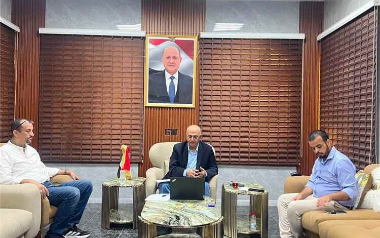 الوزير الشرجبي يبحث مع منظمة التعاون الاقتصادي والتنمية دعم قطاع المياه والتكيف المناخي