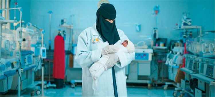 تحذير أممي: نساء اليمن يدفعن الثمن الأكبر لأزمة إنسانية تتفاقم مع تراجع التمويل