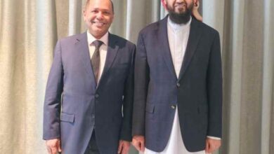 خلال لقائه بالمحرمي.. فؤاد راشد يدعو إلى تمكين المحافظات من إدارة شؤونها ويؤكد: لا حل للأزمات دون صلاحيات كاملة