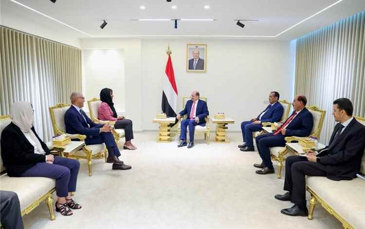 رئيس الوزراء وزير الخارجية يستقبل في عدن وفد مكتب تنسيق الشؤون الإنسانية بالأمم المتحدة برئاسة مديرة قسم الاستجابة للأزمات