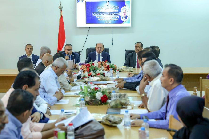 رئيس الوزراء يدعو إلى تطوير الجامعات لمواكبة التحول الرقمي ودعم الاقتصاد