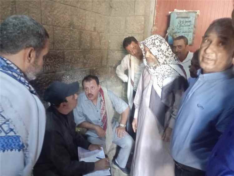 رئيس شعبة السجون بالنيابة العامة يتفقد أوضاع الموقوفين في عدد من أماكن الاحتجاز والسجون بتعز ولحج