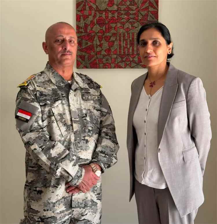 رئيس مصلحة خفر السواحل يبحث مع سفيرة المملكة المتحدة تعزيز التعاون في الأمن البحري وبناء القدرات