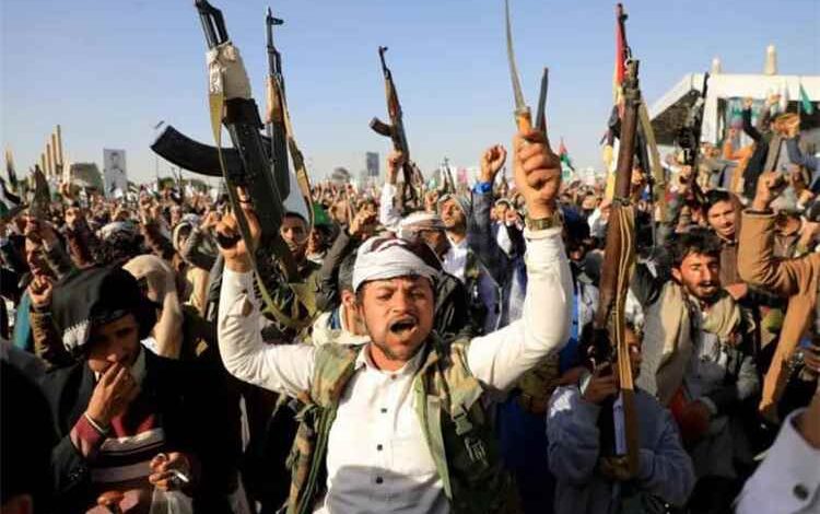 رسالة سرية تهز جماعة الحـ.ـوثي.. قيادات من الصف الثاني تشكو لعبدالملك والرد: "شيء كبير قادم"