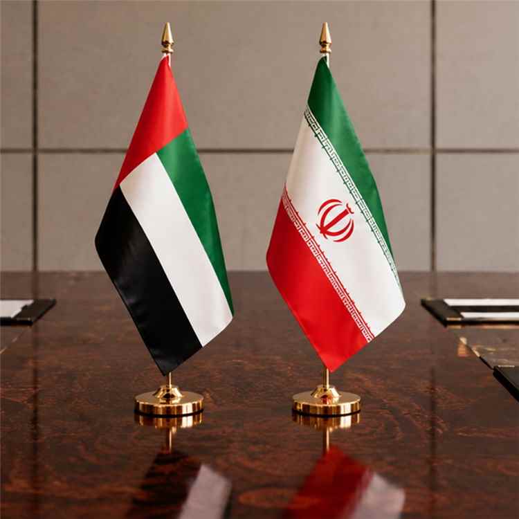 رويترز : الإمارات ستفرج عن مليارات الدولارات لإيران