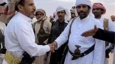 سياسي سعودي: جماعة الحوثي تسعى لإشعال خلافات قبلية بعد نكف الشيخ "فدغم"