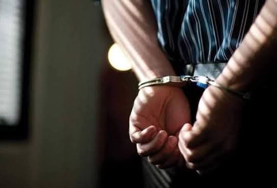 شرطة وادي حضرموت تلقي القبض على المتهم بقتل ضابط في منطقة تاربة خلال أقل من 24 ساعة..