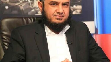 عضو بمجلس الشورى: الانتقالي كرر أخطاء عبدالفتاح إسماعيل والبيض وارتهن لمحاور خارجية