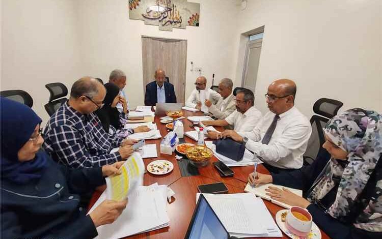في اجتماع له .. المجلس الطبي الأعلى يناقش عدداً من القضايا المهنية والأكاديمية والتنظيمية  للعام 2026