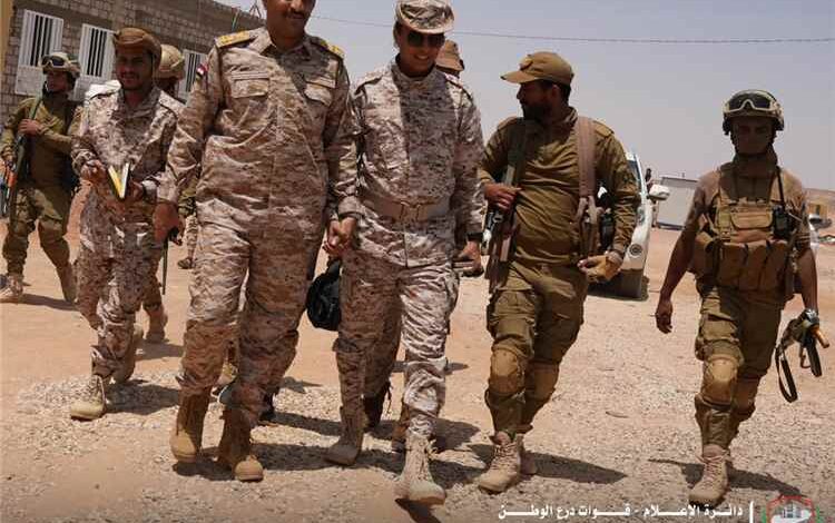 قائد الفرقة الثالثة بالعبر يلتقي مدير دائرة الإعلام لقوات درع الوطن لبحث تطوير العمل الإعلامي العسكري