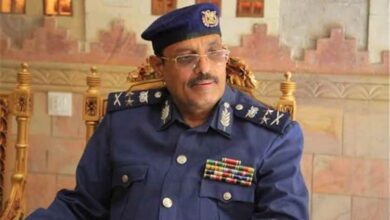 كاتب حوثي يتهم السامعي بـ«الخيانة العظمى» ويطالب بإبعاده من المجلس السياسي الأعلى بسبب مواقفه الأخيرة