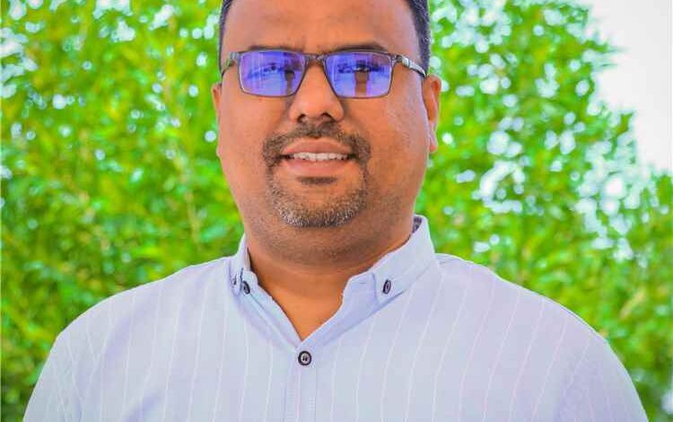 كاتب صحفي يطالب المسؤولين بمصارحة المواطنين حول أسباب أزمة الكهرباء