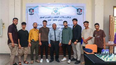كلية العلوم الإدارية تدشن أنشطتها الطلابية لتعزيز المهارات وروح المبادرة