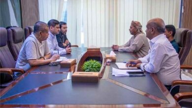 لقاء يناقش آلية تموين محافظة أرخبيل سقطرى بالمشتقات النفطية