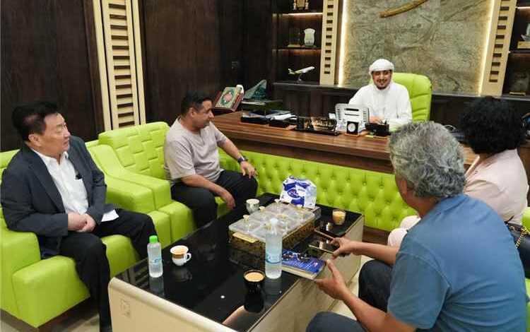 مجموعة القطيبي تبحث مع وفد صيني تأسيس شركة عقارية مشتركة لتنفيذ مشاريع استثمارية في اليمن