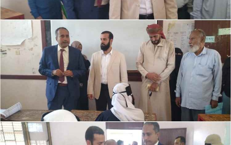 محافظ أبين يتفقد سير امتحانات الثانوية العامة بمدينة زنجبار عاصمة المحافظة