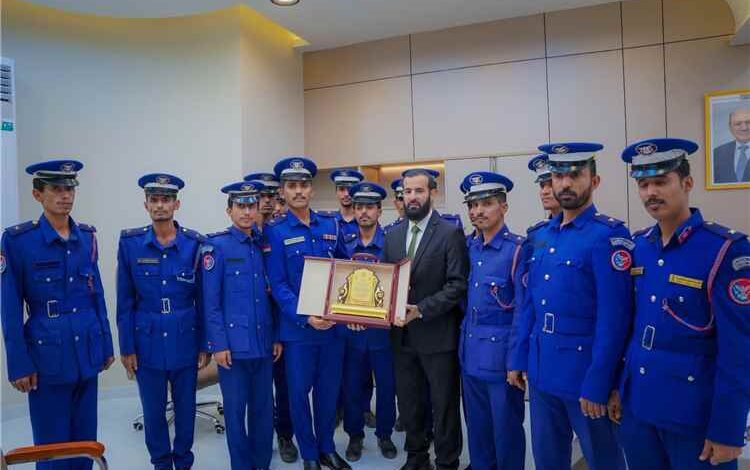 محافظ أبين يلتقي خريجي كلية الطيران والدفاع الجوي ويشيد بالكفاءات الوطنية المؤهلة