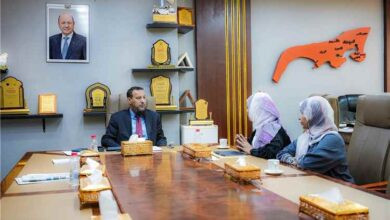 محافظ العاصمة عدن يؤكد أهمية دور الجهاز المركزي للإحصاء في دعم التخطيط للمشاريع الاستراتيجية